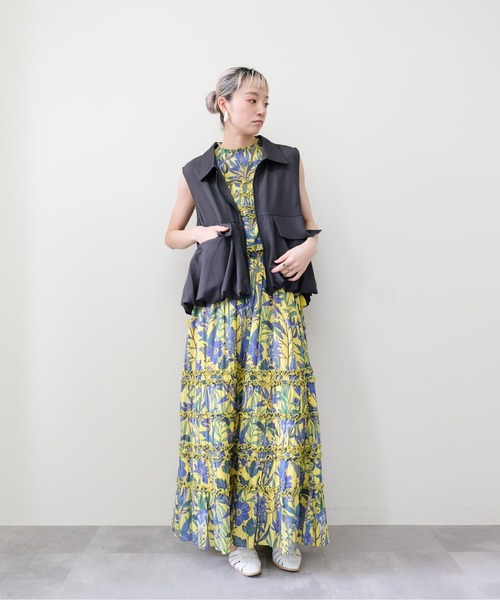 DOLLUPOOPS(ドールアップウップス)の「Lily Print Frill Gather Blouse(リリープリントフリルギャザーブラウス)(シャツ/ブラウス・レディース・チャコール/イエロー・FREE)」の11枚目の写真