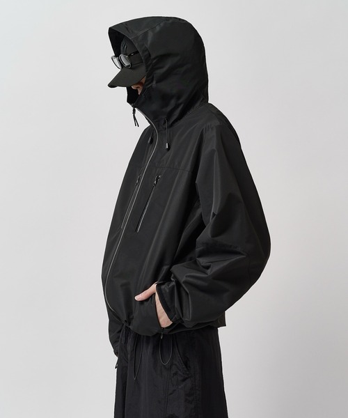 Lui's(ルイス)の「【Neucon】TECH FUNCTION HARD SHELL JACKET / テックファンクションハードシェルジャケット / ブルゾン(ブルゾン・メンズ・ダークブラウン/ブラック/ホワイト・1/2)」の9枚目の写真