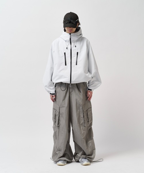 Lui's(ルイス)の「【Neucon】TECH FUNCTION HARD SHELL JACKET / テックファンクションハードシェルジャケット / ブルゾン(ブルゾン・メンズ・ダークブラウン/ブラック/ホワイト・1/2)」の22枚目の写真