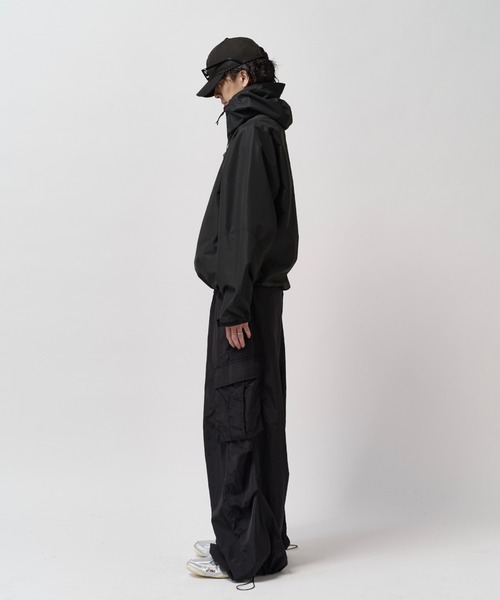 Lui's(ルイス)の「【Neucon】TECH FUNCTION HARD SHELL JACKET / テックファンクションハードシェルジャケット / ブルゾン(ブルゾン・メンズ・ダークブラウン/ブラック/ホワイト・1/2)」の12枚目の写真