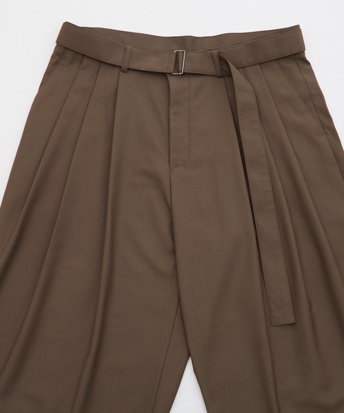 OXA(オグザ)の「ベルト付きスラックス(スラックス・メンズ・ブラウン/ブラック/チャコール・LARGE/MEDIUM)」の4枚目の写真