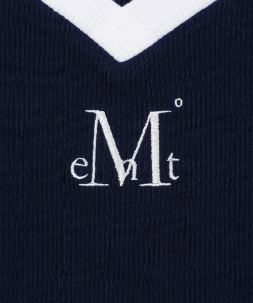 MUCENT（ムセント）の「バインディングトラックラインリブ半袖Tシャツ（3カラー）（Tシャツ/カットソー・レディース・スカイブルー/ブラック/ネイビー・FREE）」の6枚目の写真