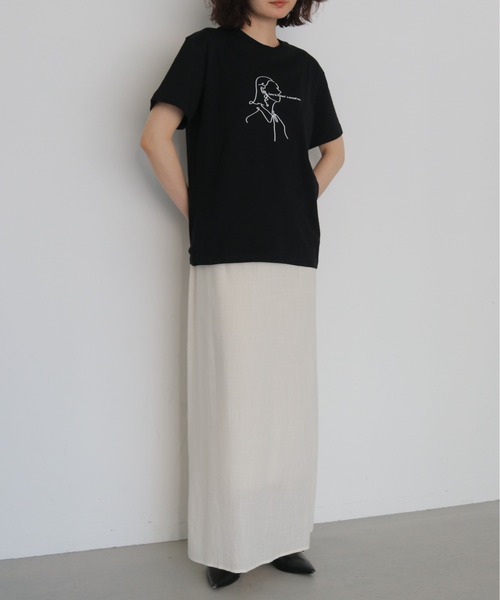 HER CLOSET（ハークローゼット）の「【HER CLOSET】ガールイラストTシャツ　GIRL ILLUSTRATION TEE（Tシャツ/カットソー・レディース・ブラック/オフホワイト・S/L/M）」の9枚目の写真