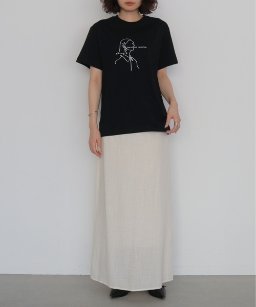 HER CLOSET（ハークローゼット）の「【HER CLOSET】ガールイラストTシャツ　GIRL ILLUSTRATION TEE（Tシャツ/カットソー・レディース・ブラック/オフホワイト・S/L/M）」の11枚目の写真