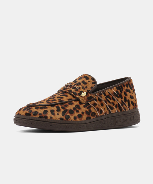 adidas Originals(アディダスオリジナルス)の「adidas Originals HANDBALL SPEZIAL LOAFER W KJ2526(スニーカー・レディース・ブラウン・23cm/23.5cm/24cm/24.5cm/25cm)」の2枚目の写真