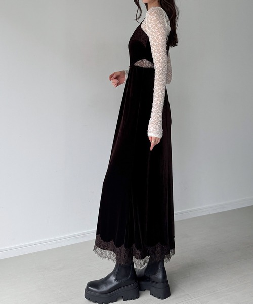 junoah(ジュノア)の「ベロアウエストレースキャミワンピース(薄手、裏地なし)(ワンピース・レディース・ブラウン/グレー/ブラック・SMALL/LARGE/MEDIUM)」の15枚目の写真