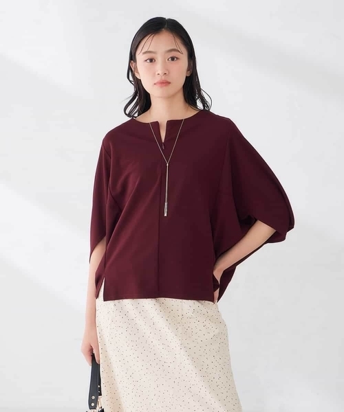a.v.v（アーヴェヴェ）の「リップルゆるドルマンカットソー（Tシャツ/カットソー・レディース・ボルドー/ブラック/カーキ・38/40）」の18枚目の写真