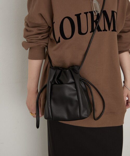 LOUNGEDRESS(ラウンジドレス)の「【GALENA/ガレナ】@kuuu_ldコラボ|2WAYドロストショルダーバッグ(ショルダーバッグ・レディース・ブラウン/レッド/ブラック/キャメル・FREE)」の2枚目の写真