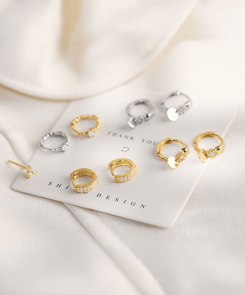LA VORAGINE(ラ ヴォラジネ)の「金属アレルギー対応ミニピアス 3 組セット(ピアス(両耳用)・レディース・Silver/GOLD・FREE)」の7枚目の写真