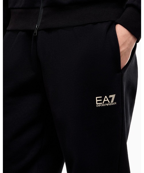 EMPORIO ARMANI EA7（エンポリオアルマーニイーエーセブン）の「<オンライン限定>【エンポリオ アルマーニ EA7】レギュラーフィット トラックスーツ コットンジャージー（セットアップ・メンズ・ブラウン/ブラック・X-LARGE/X-SMALL/SMALL/MEDIUM/LARGE）」の6枚目の写真