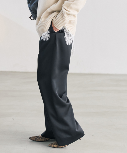 Spick & Span(スピックアンドスパン)の「裏微起毛サテンイージーパンツ(スラックス・レディース・ベージュ/ブラック・38/36/40)」の7枚目の写真