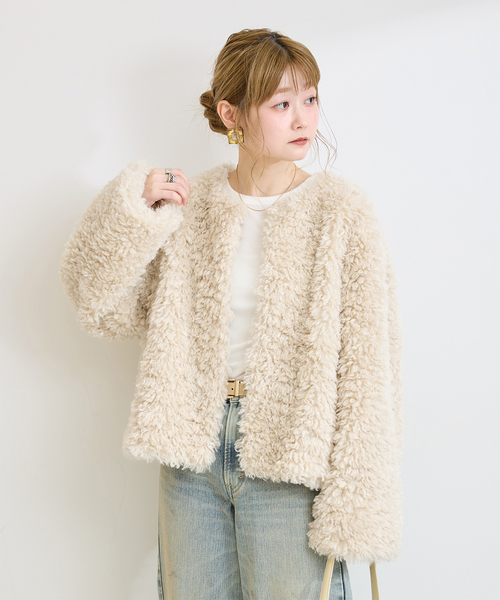 B.C STOCK(ベーセーストック)の「FUR BLOUSON(その他アウター・レディース・ブラウン/ベージュ・FREE)」の2枚目の写真