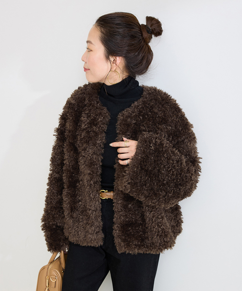 B.C STOCK(ベーセーストック)の「FUR BLOUSON(その他アウター・レディース・ブラウン/ベージュ・FREE)」の1枚目の写真