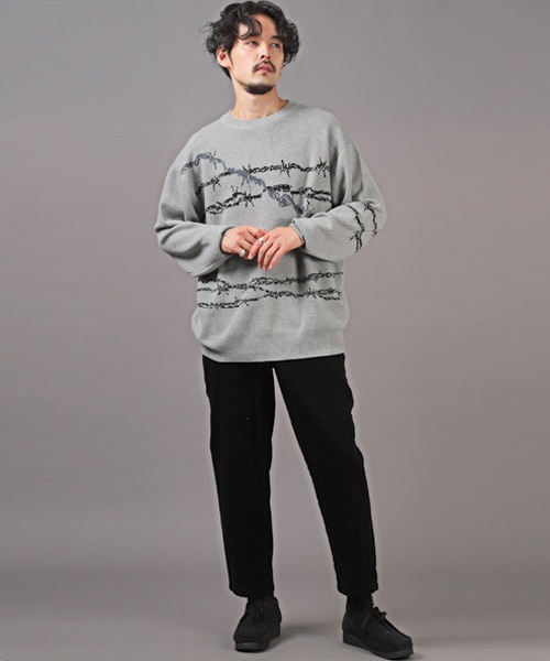 LUXSTYLE(ラグスタイル)の「綿タッチジャガード有刺鉄線柄ニット(ニット/セーター・メンズ・グレー・M/L)」の2枚目の写真