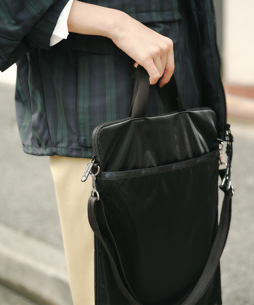 LeSportsac(レスポートサック)の「N/S LAPTOP BAG ブラックシャイン(ショルダーバッグ・レディース・ブラック・FREE)」の8枚目の写真