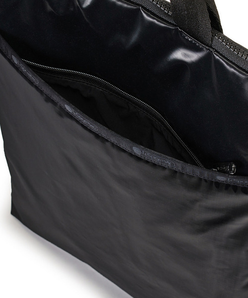 LeSportsac(レスポートサック)の「N/S LAPTOP BAG ブラックシャイン(ショルダーバッグ・レディース・ブラック・FREE)」の14枚目の写真