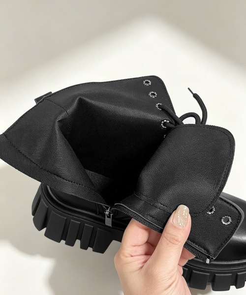 Miniministore(ミニミニストア)の「厚底トラックソールショートブーツ韓国風靴(ブーツ・レディース・ブラック・24.5cm/24.0cm/23.5cm/23.0cm/22.5cm)」の16枚目の写真