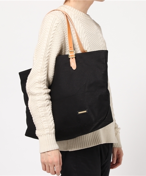 SHIPS JET BLUE(シップスジェットブルー)の「SHIPS JET BLUE: NEW ハンティングトートバッグ(トートバッグ・メンズ・ホワイト/ブラック/ネイビー・ONE SIZE)」の4枚目の写真