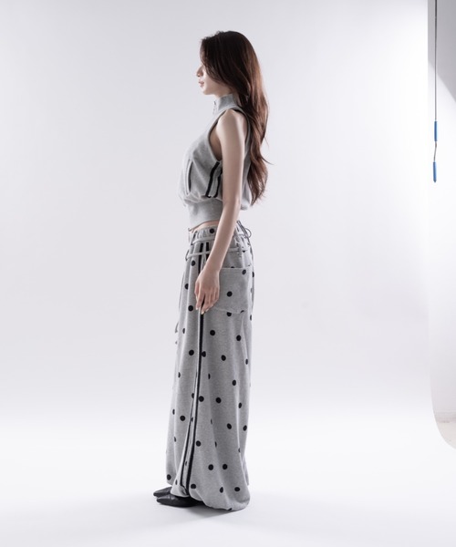 Melviianne(メルヴィアンヌ)の「Corded sweat pants(スウェットパンツ・レディース・Black/LT.Gray・FREE)」の15枚目の写真