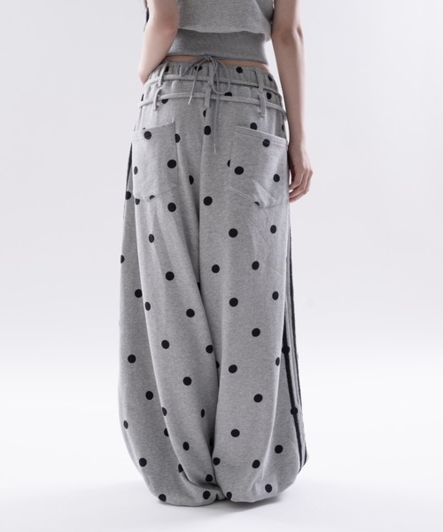 Melviianne(メルヴィアンヌ)の「Corded sweat pants(スウェットパンツ・レディース・Black/LT.Gray・FREE)」の13枚目の写真