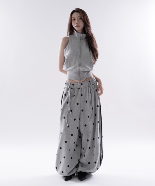 Melviianne(メルヴィアンヌ)の「Corded sweat pants(スウェットパンツ・レディース・Black/LT.Gray・FREE)」の14枚目の写真
