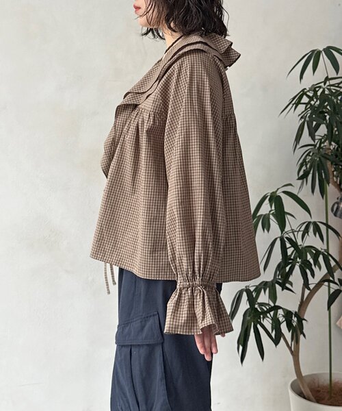CPCM（シーピーシーエム）の「ネックフリルキャンディブラウス（シャツ/ブラウス・レディース・ネイビー/ブラウン/ホワイト・FREE）」の11枚目の写真