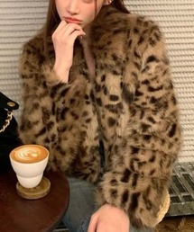 レオパード柄×ボリュームファーで華やかに！羽織るだけで旬コーデが完成する主役ジャケット