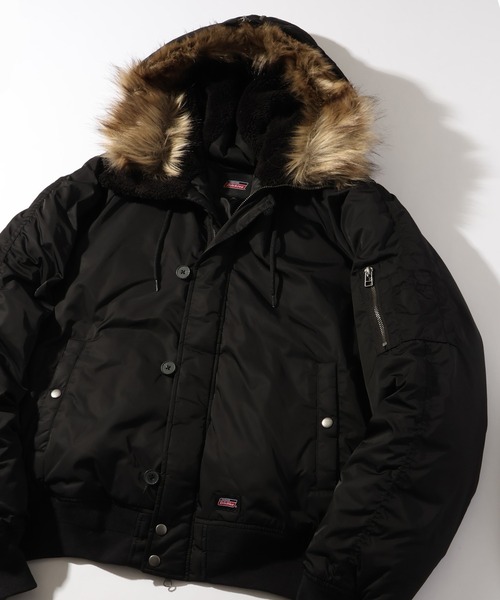 CORPUS　SELECT（コーパストーキョー）の「【GENUINE DICKIES/ジェニュインディッキーズ】別注 フードファー N-2B フライトジャケット/中綿ミリタリーブルゾン（ミリタリージャケット・メンズ・ブラック/ネイビー/カーキ/ワインレッド・M/L/XL）」の10枚目の写真