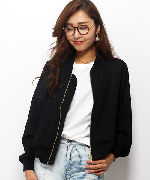 VENCEEXCHANGE（ヴァンスエクスチェンジ）の「ジョーゼット刺繍入りブルゾン  （ブルゾン・レディース・ベージュ/ブラック/オフホワイト/ダークグリーン・MEDIUM）」の3枚目の写真