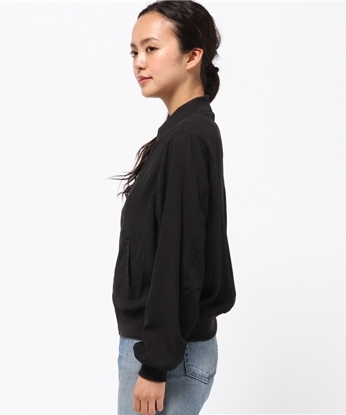 VENCEEXCHANGE（ヴァンスエクスチェンジ）の「ジョーゼット刺繍入りブルゾン  （ブルゾン・レディース・ベージュ/ブラック/オフホワイト/ダークグリーン・MEDIUM）」の6枚目の写真