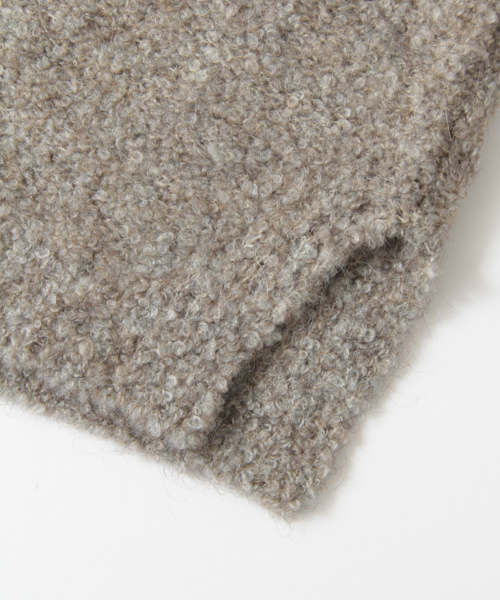 KBF（ケイビーエフ）の「【WEB限定】KBF　ブークレＶネックニット（ニット/セーター・レディース・ネイビー/ピンク/グレー・ONE）」の19枚目の写真