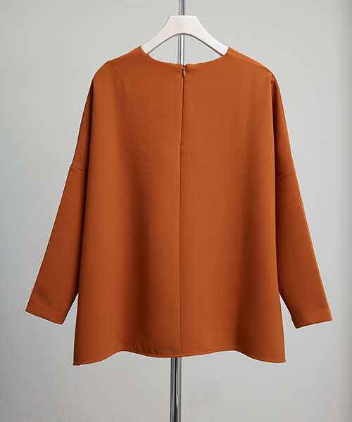 UNITED TOKYO（ユナイテッドトウキョウ）の「ストレッチワイドTOP（Tシャツ/カットソー・レディース・ブラウン/オフホワイト/ブラック・1）」の8枚目の写真