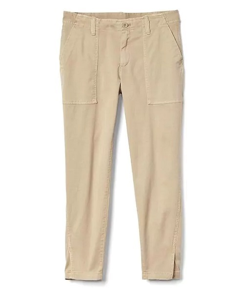 GAP(ギャップ)の「ガールフレンド ユーティリティチノ(チノパンツ・レディース・ベージュ/サファリグリーン/ブラック・6/4/8/2/000/00/0)」の7枚目の写真