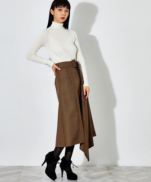 STUDIOUS（ステュディオス）の「チェックアシンメトリーパターンスカート（スカート・レディース・ダークブラウン/バーガンディー・1/0）」の12枚目の写真