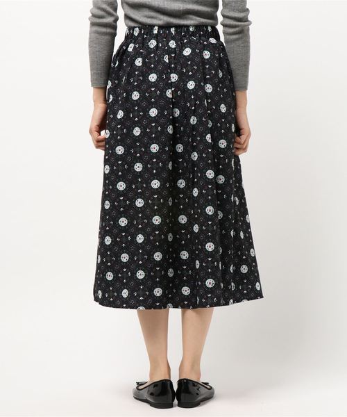 merlot plus(メルロープリュス)の「カレイドリズム柄スカート7333(スカート・レディース・ブラック/レッド・FREE)」の4枚目の写真