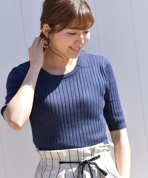 rps(アールピーエス)の「ワイドリブクルーネック5分袖ニットプルオーバー(ニット/セーター・レディース・ネイビー/レッド/オフホワイト/ピンク/ブラック/杢グレー/イエロー/ベージュ系その他・L/M)」の5枚目の写真