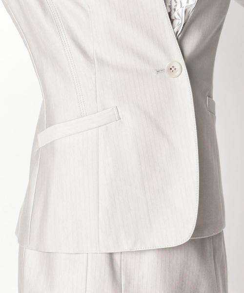 【極美品28600円】ナラカミーチェ♦️女子アナ✨チェーンプリントスタンドカラー 極美品28600円】ナラカミーチェ♦️女子アナ✨チェーンプリント