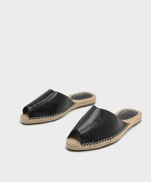 CHARLES & KEITH（チャールズ & キース）の「エスパドリーユスライダー / ESPADRILLE SLIDERS（サンダル・レディース・オレンジ/ブラック・25cm/23.5cm/24.5cm/23cm/22.5cm）」の4枚目の写真