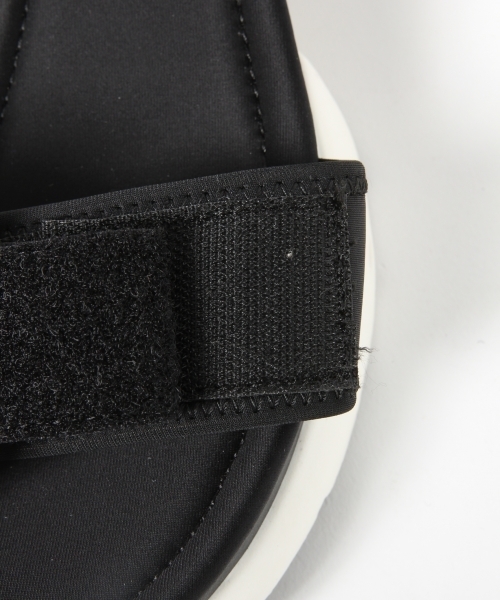 LOWRYS FARM（ローリーズファーム）の「ベルクロスポーツサンダル　800981（サンダル・レディース・オフホワイト/ブラック・MEDIUM/LARGE）」の12枚目の写真