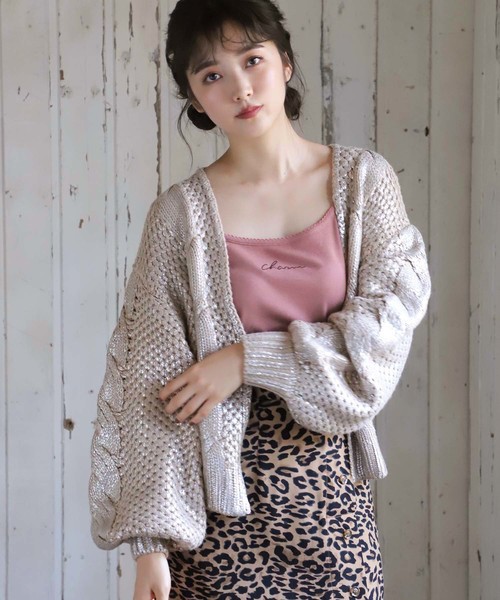 one after another NICE CLAUP（ワンアフターアナザーナイスクラップ）の「ケーブルニットカーディガン（カーディガン/ボレロ・レディース・アイボリー/ベージュ/ブルー系その他/ラベンダー・FREE）」の3枚目の写真