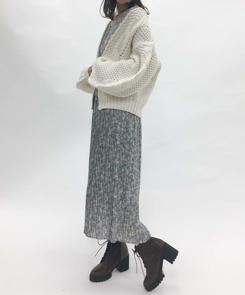 one after another NICE CLAUP（ワンアフターアナザーナイスクラップ）の「ケーブルニットカーディガン（カーディガン/ボレロ・レディース・アイボリー/ベージュ/ブルー系その他/ラベンダー・FREE）」の9枚目の写真