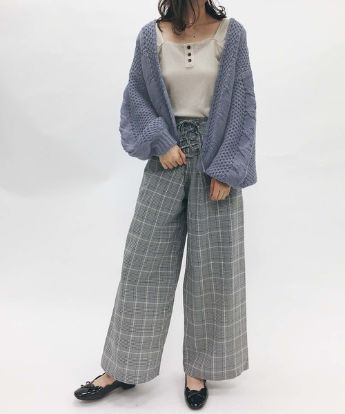 one after another NICE CLAUP（ワンアフターアナザーナイスクラップ）の「ケーブルニットカーディガン（カーディガン/ボレロ・レディース・アイボリー/ベージュ/ブルー系その他/ラベンダー・FREE）」の14枚目の写真