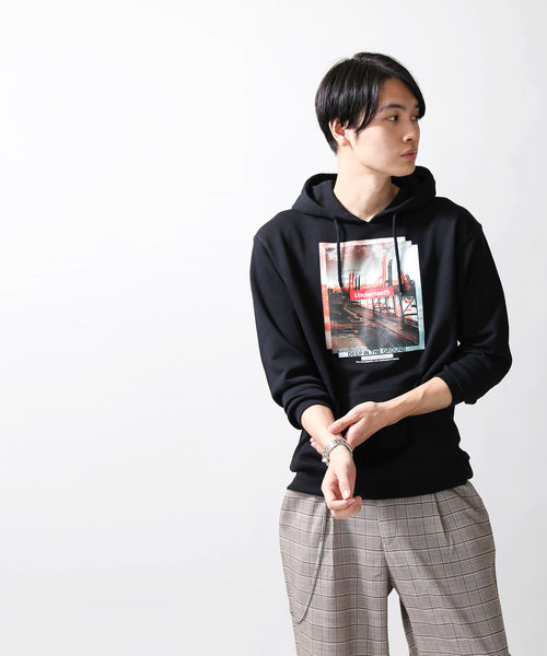 WEGO(ウィゴー)の「WEGO/デジタルフォトロゴプルパーカー(パーカー・メンズ・ホワイト/ブラック・SMALL/MEDIUM/LARGE)」の11枚目の写真