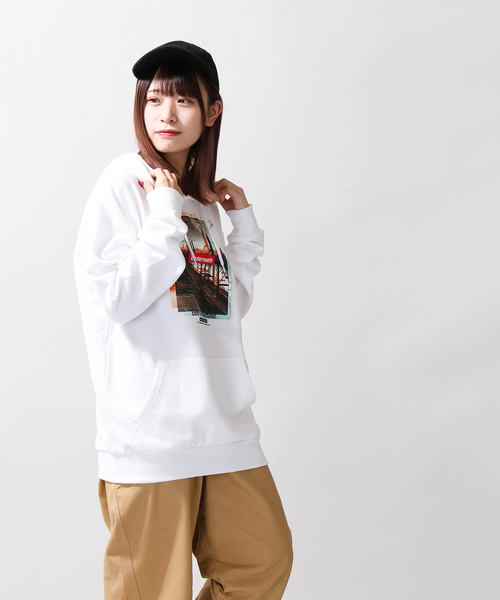 WEGO(ウィゴー)の「WEGO/デジタルフォトロゴプルパーカー(パーカー・メンズ・ホワイト/ブラック・SMALL/MEDIUM/LARGE)」の12枚目の写真
