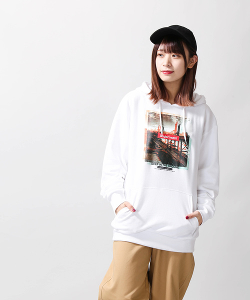 WEGO(ウィゴー)の「WEGO/デジタルフォトロゴプルパーカー(パーカー・メンズ・ホワイト/ブラック・SMALL/MEDIUM/LARGE)」の13枚目の写真