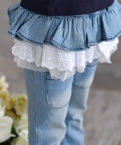 Bee des Bee（ビーデスビー）の「フリル スカート付き デニムパンツ（デニムパンツ・キッズ・サックスブルー・110cm/140cm/90cm/100cm/130cm/120cm）」の17枚目の写真