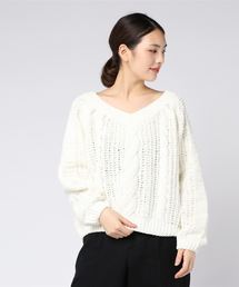 archives | モールヤーンケーブル編みVネックプルオーバー(ニット/セーター)