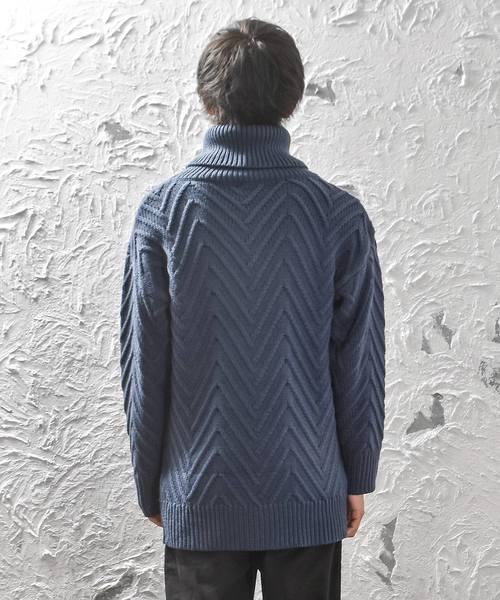 MinoriTY（マイノリティ）の「ローゲージビックタートルニット（ニット/セーター・メンズ・ホワイト/ブラック/ネイビー/モカ・M/L）」の14枚目の写真