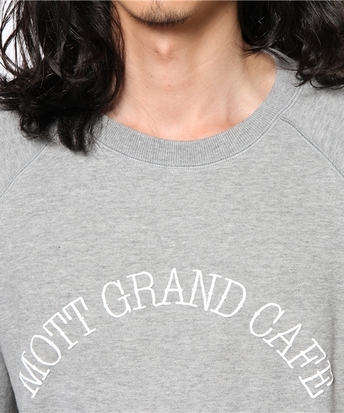 SHIPS JET BLUE（シップスジェットブルー）の「JB: ロゴスウェット クルーネック（スウェット・メンズ・グリーン/ネイビー/グレー/チャコールグレー・MEDIUM/LARGE/SMALL）」の8枚目の写真