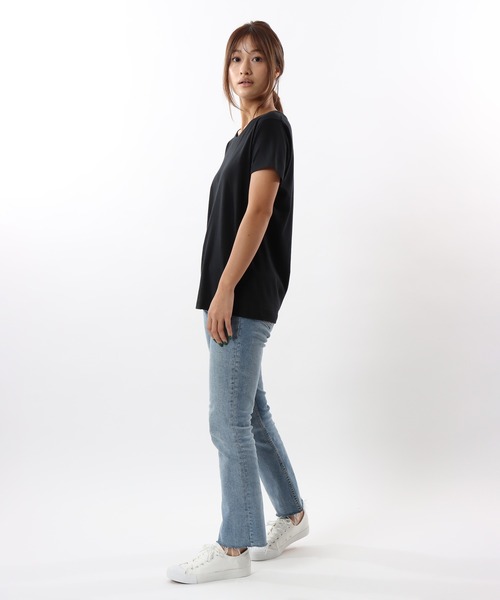 HANES(ヘインズ)の「【Hanes/ヘインズ】レディース ジャパンフィットフォーハー【2枚組】クルーネックTシャツ 5.3oz(Tシャツ/カットソー・レディース・ホワイト×ブルー/その他3/グレー系その他3/ふじ色系/ベージュ系その他・MEDIUM/LARGE)」の19枚目の写真